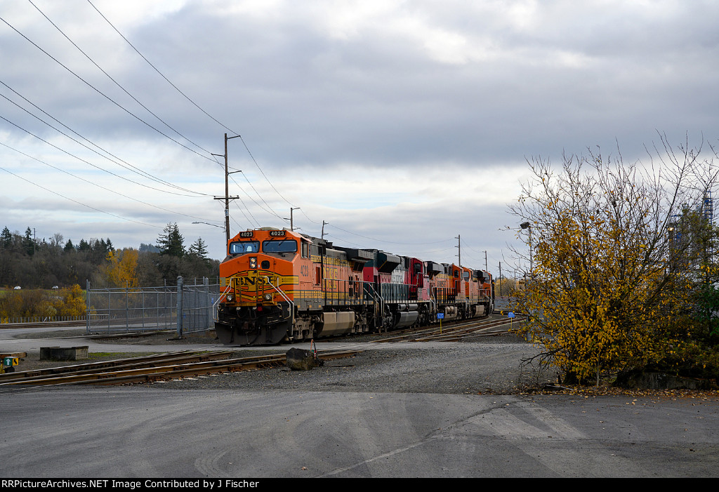 BNSF 4023